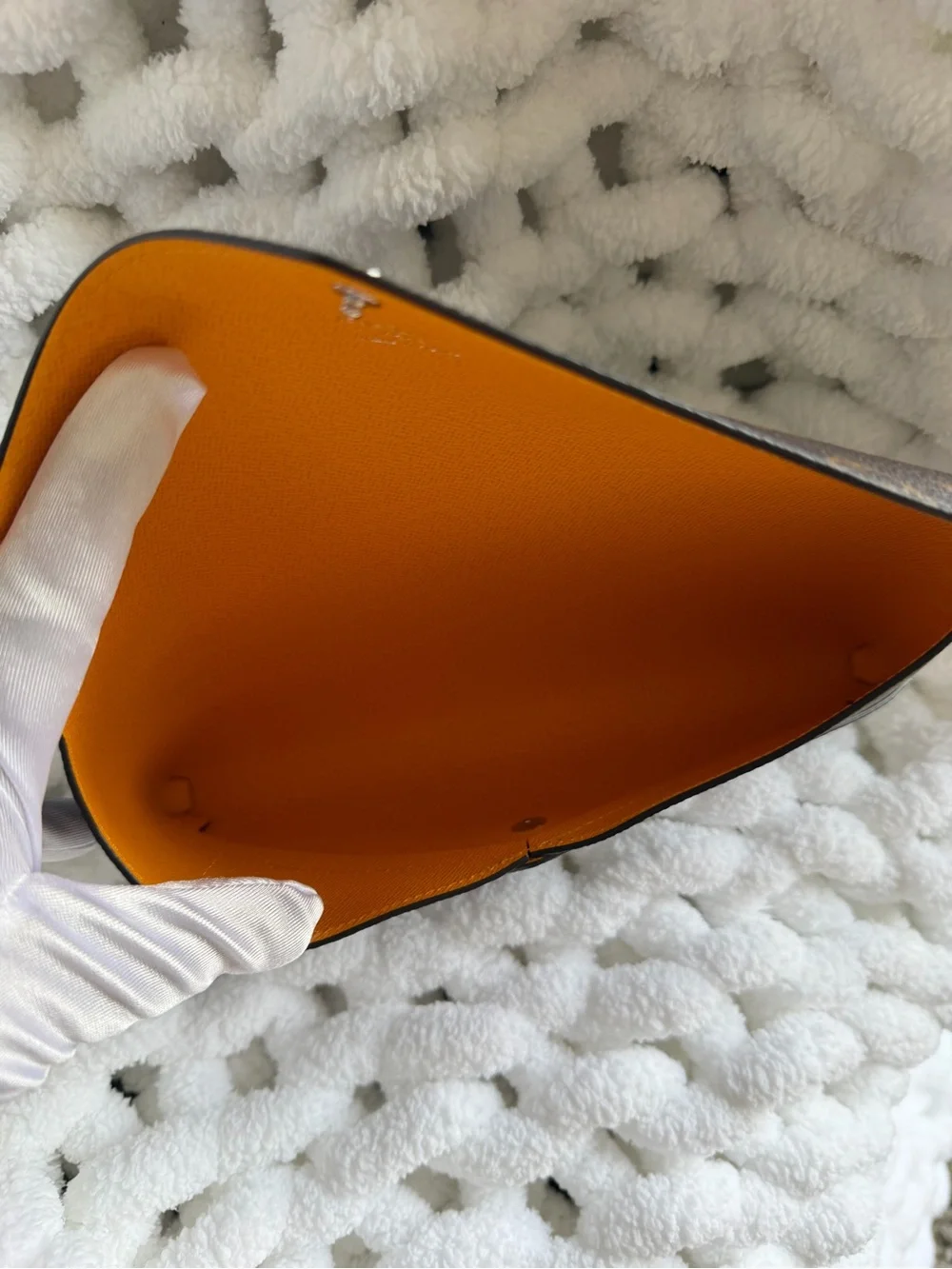 Louis Vuitton authentic louis